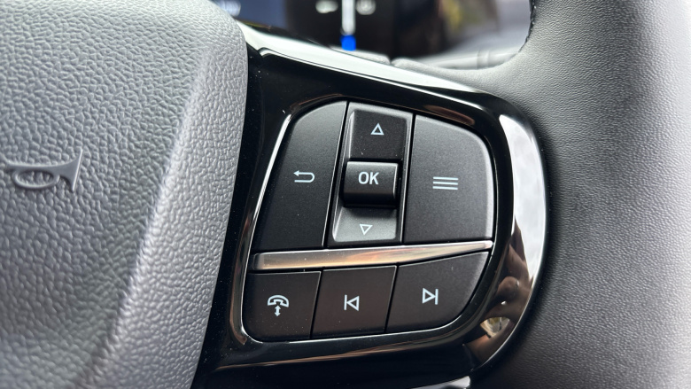 Ford Transit Custom E-320 L1 Rwd 100kW 65kWh H1 Van Limited Auto